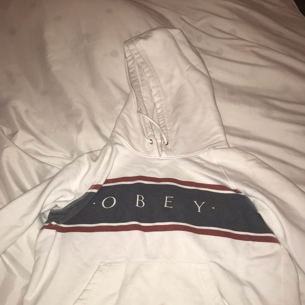 white obey sweatshirt
